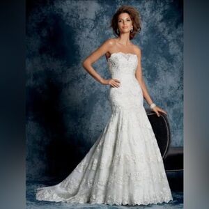 Alfred Angelo White Lace Wedding Dress Sapphire